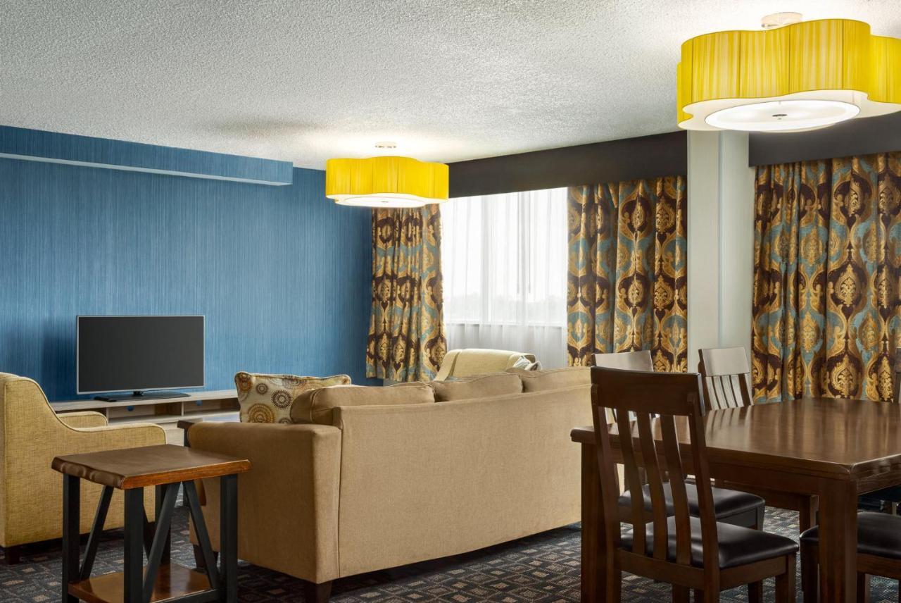 Hotel East - Hurstbourne By Ihg 3*