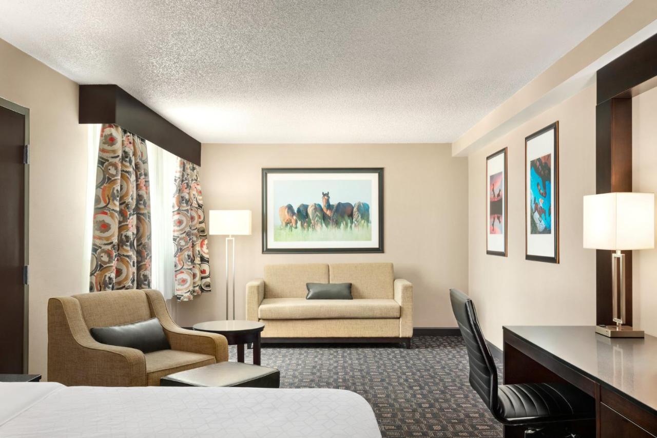 East - Hurstbourne By Ihg 3*