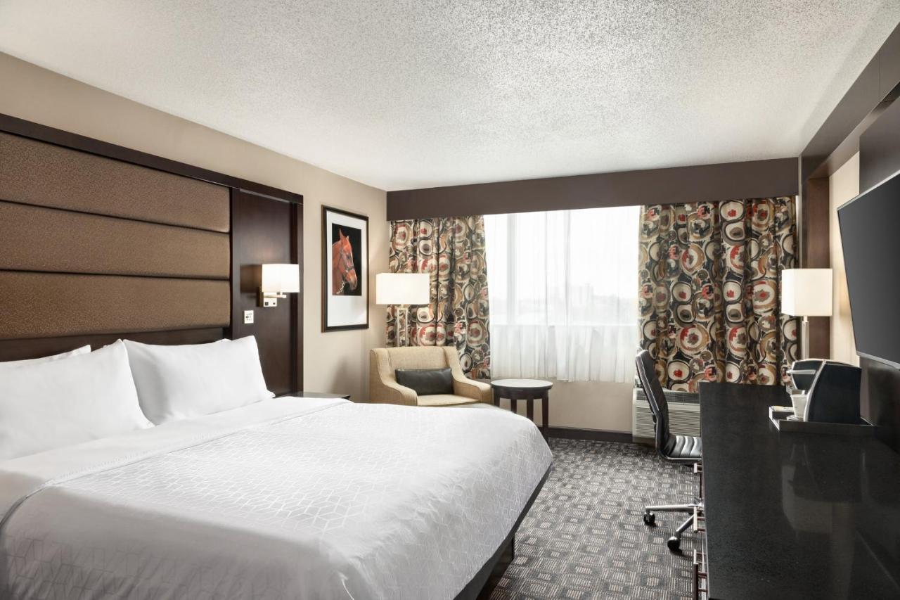 East - Hurstbourne By Ihg 3*