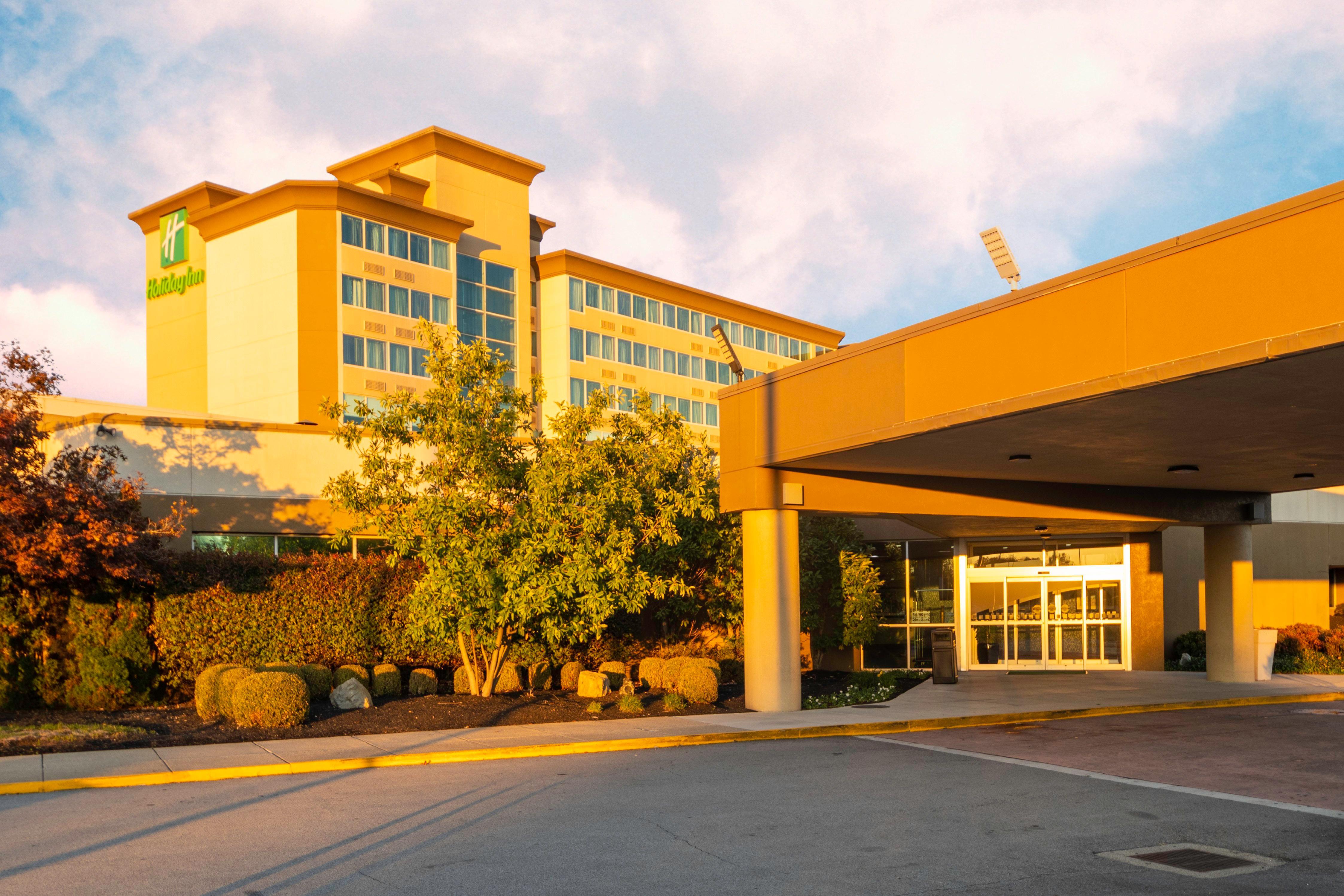 Hotel East - Hurstbourne By Ihg 3*
