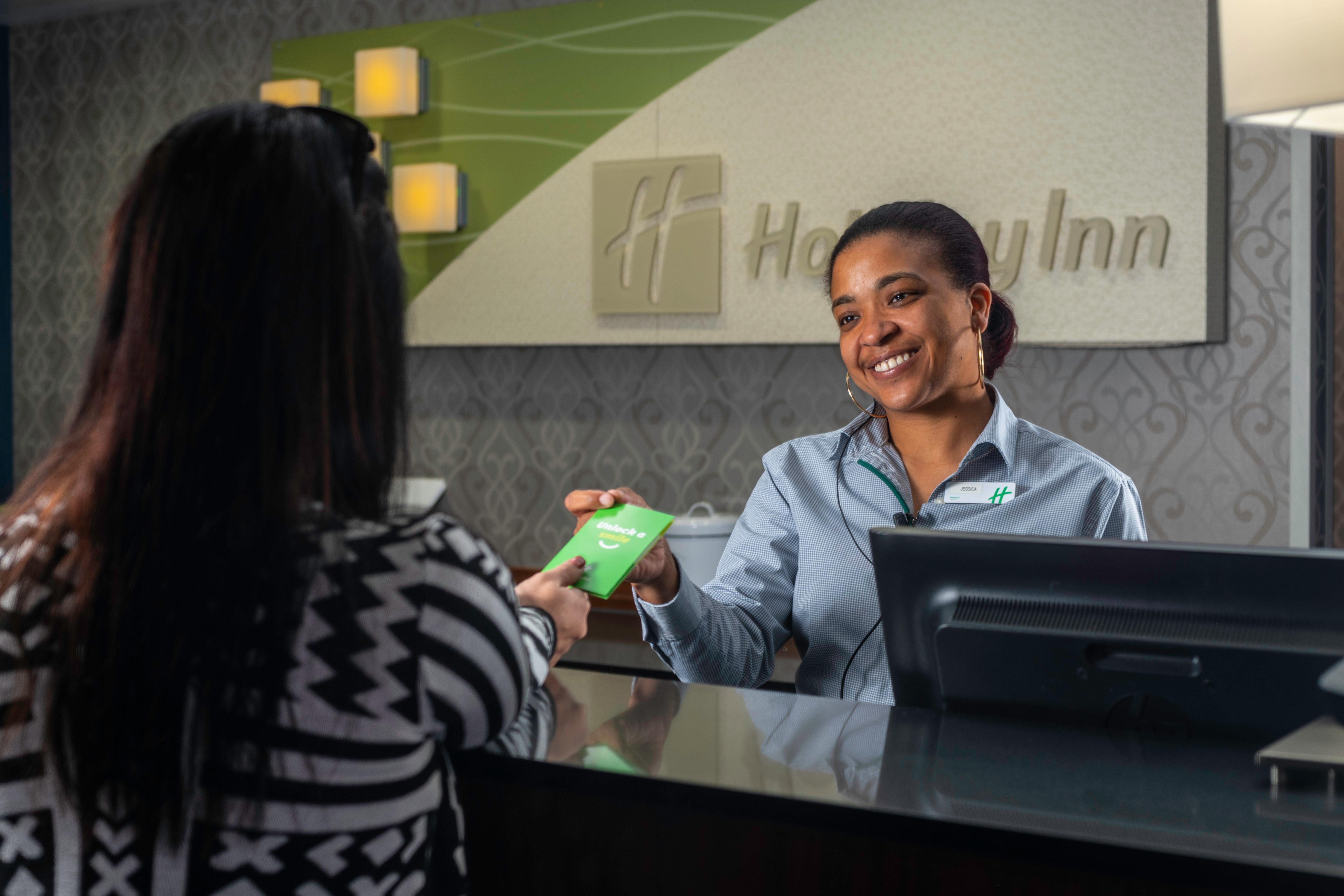 East - Hurstbourne By Ihg Hotel 3*