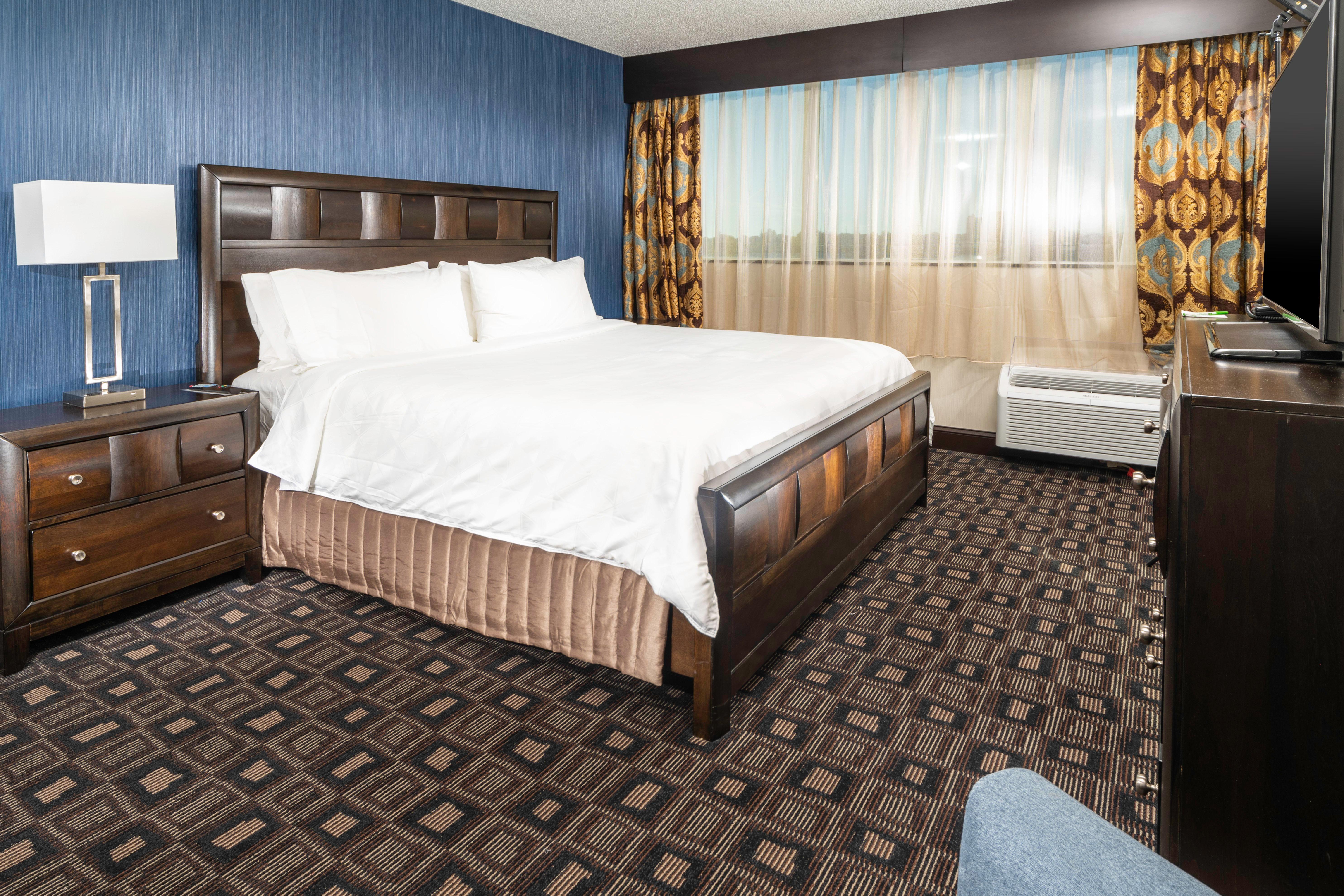 East - Hurstbourne By Ihg Hotel