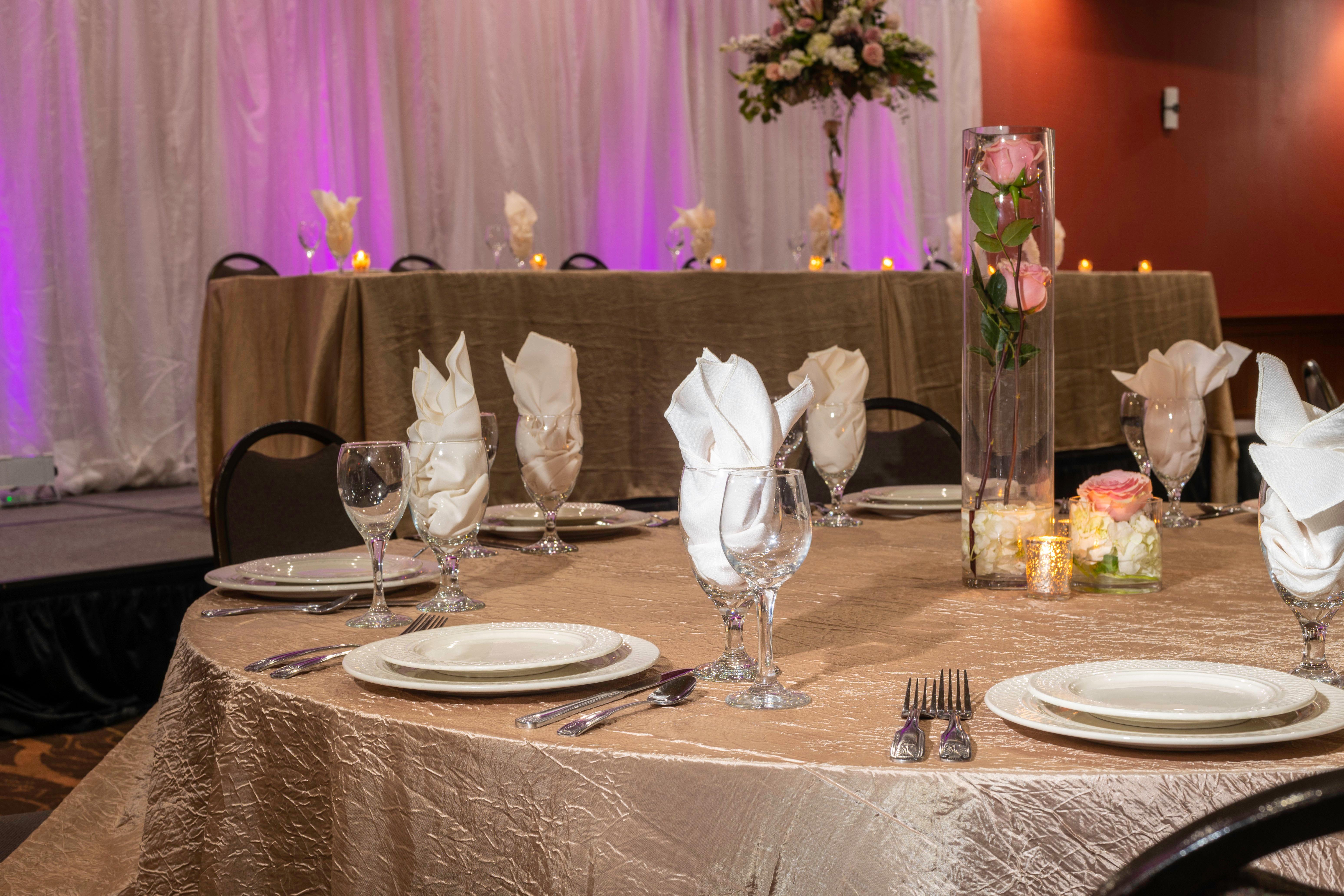East - Hurstbourne By Ihg Hotel 3*