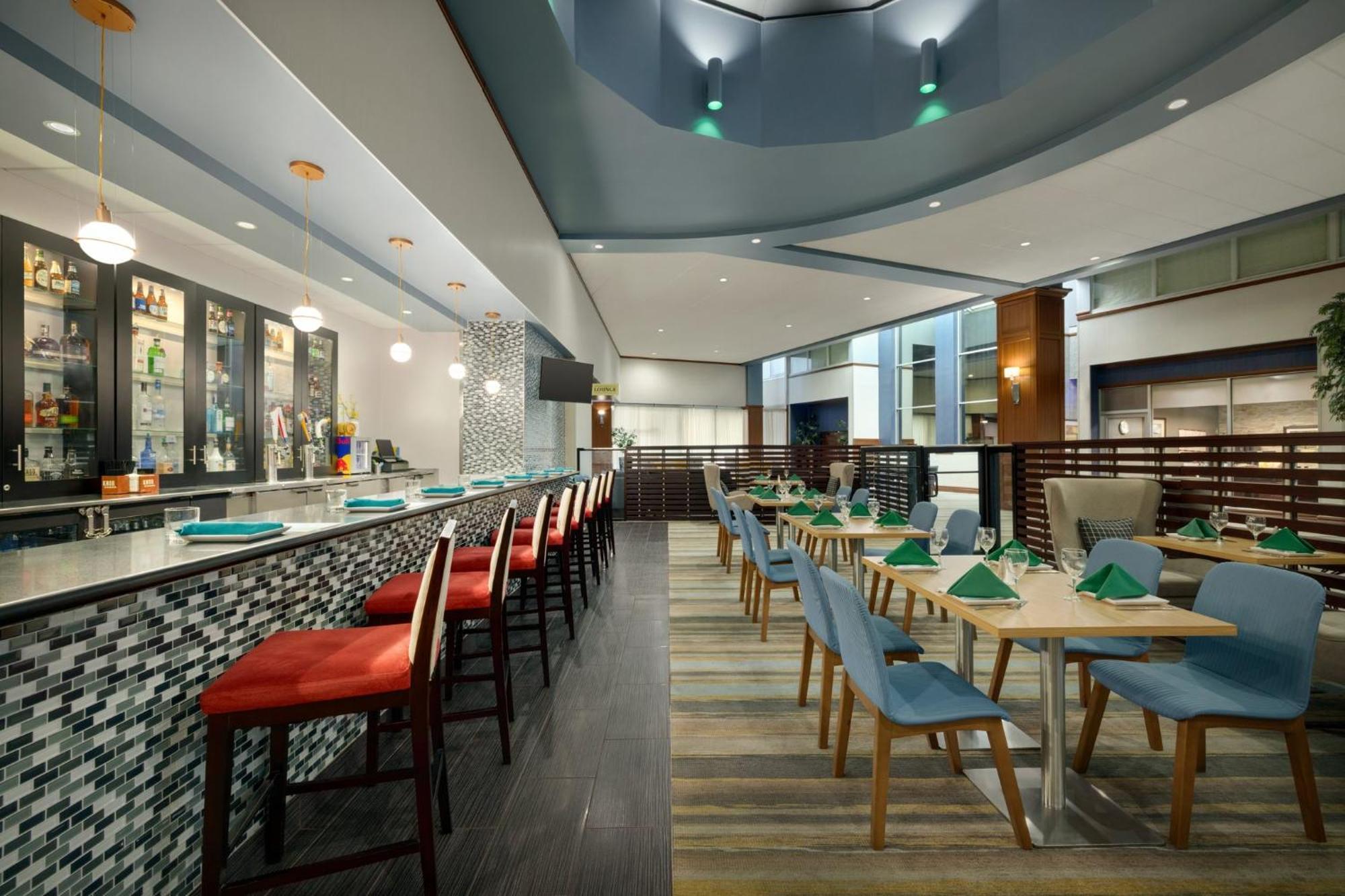 Hotel East - Hurstbourne By Ihg